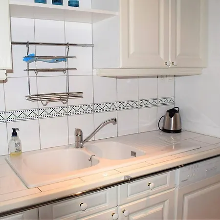 Superbe 3 Etoiles A Proximite Centre Et A - Ref 942 Apartment